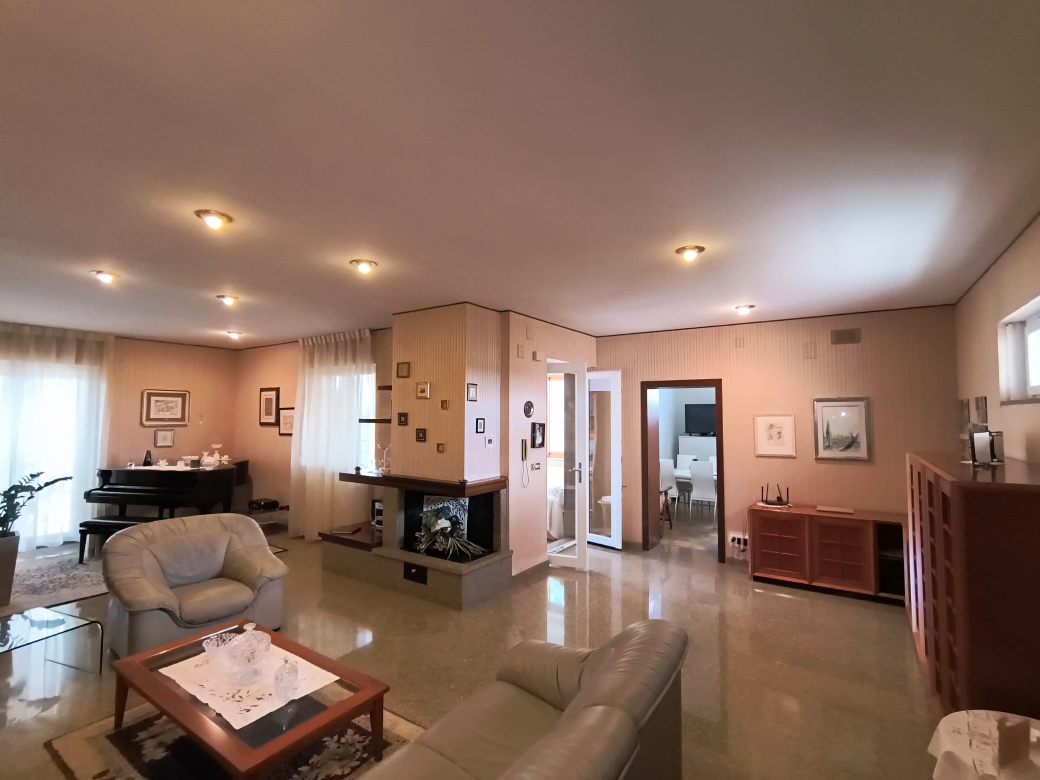 Ampia villa indipendente
